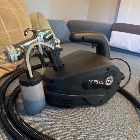 Norvell Z Professional Series HVLP Spray Tan Gun and M1000 Spray Tan Machine - Picture 5 of 6